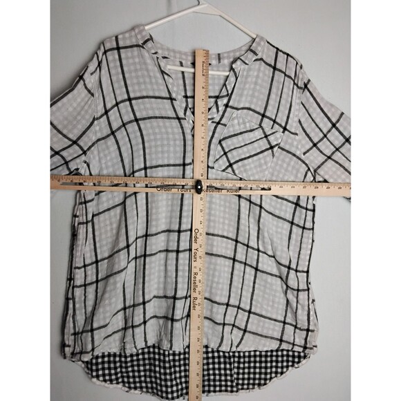 Eddie Bauer Shirt Womens XL Black White Gray Plaid Henley Long Sleeve  Cotton - Picture 3 of 4